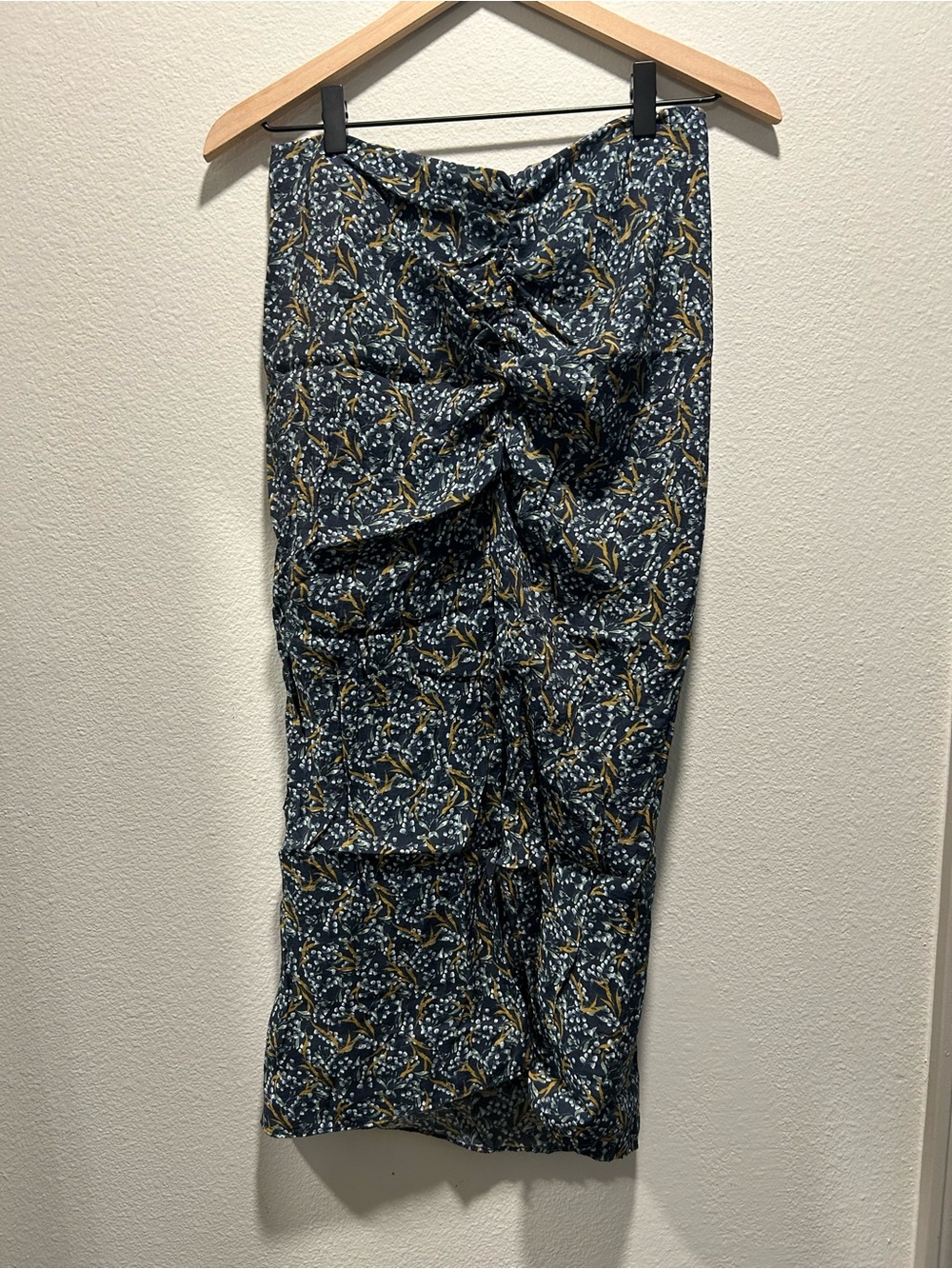 White House Black Market Draped Printed Skirt Size 6